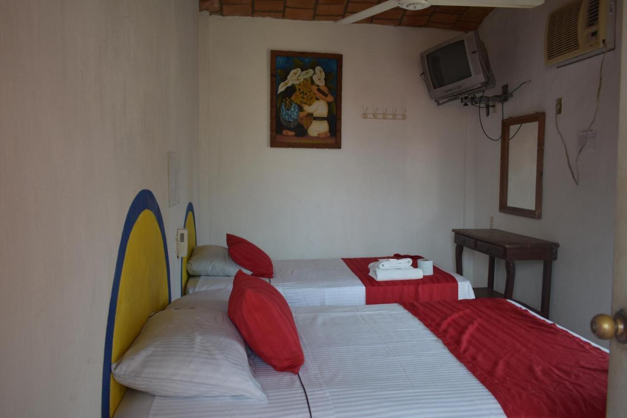 Hotel Y Bungalows Islas Careyes Лос Аяла Екстериор снимка