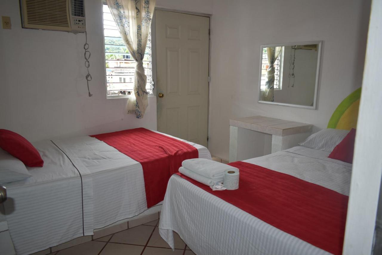 Hotel Y Bungalows Islas Careyes Лос Аяла Екстериор снимка