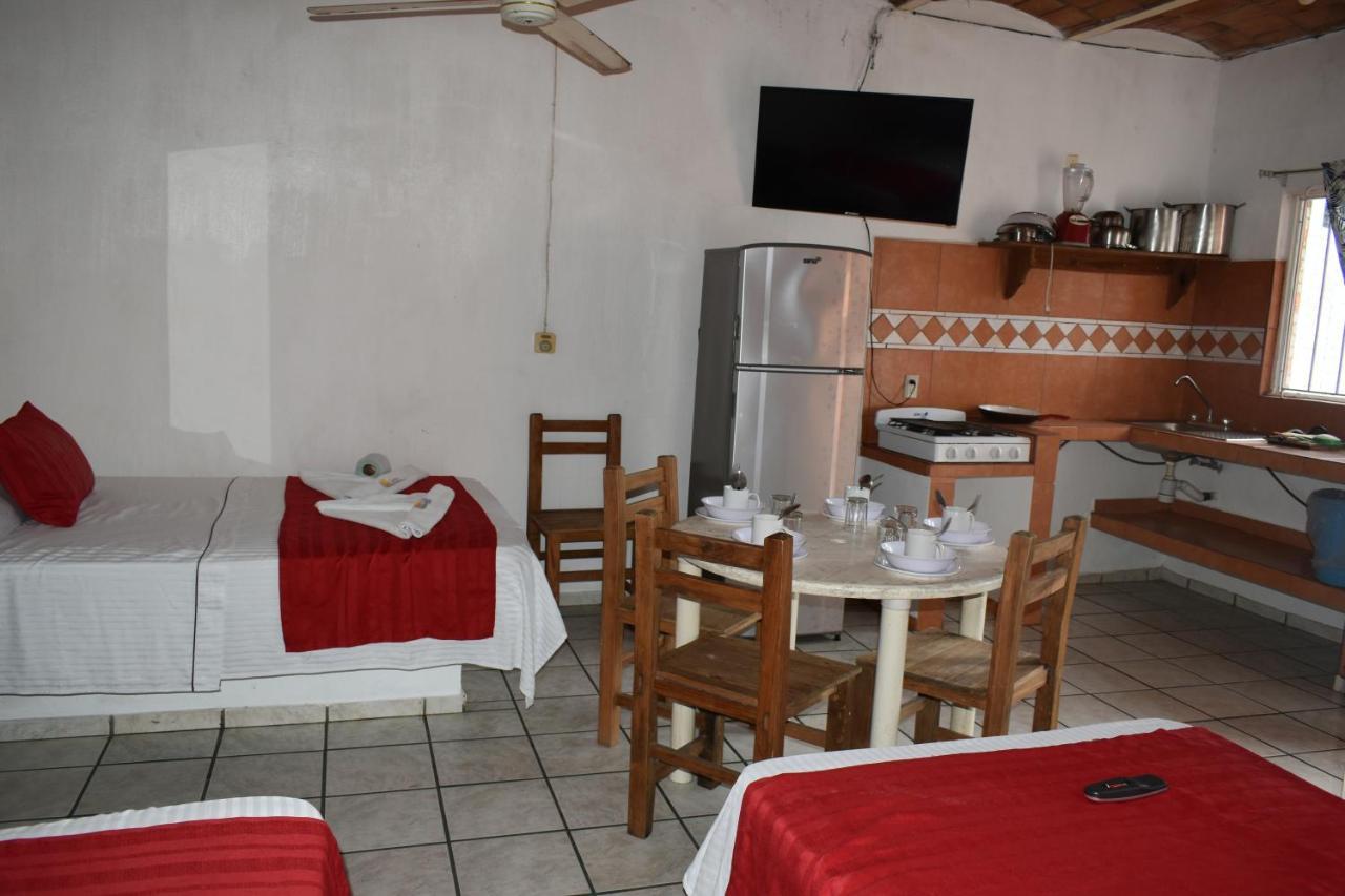 Hotel Y Bungalows Islas Careyes Лос Аяла Екстериор снимка