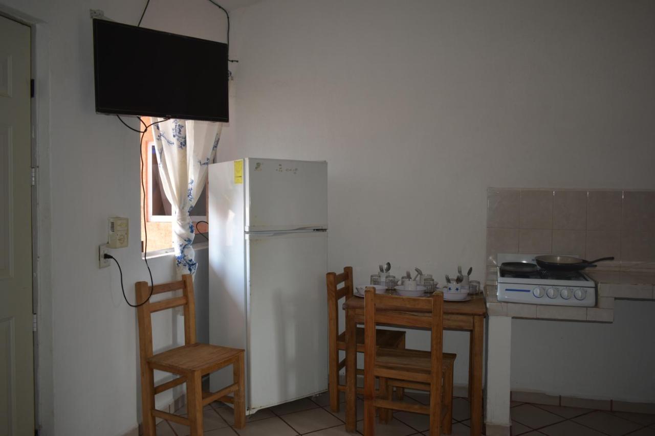 Hotel Y Bungalows Islas Careyes Лос Аяла Екстериор снимка