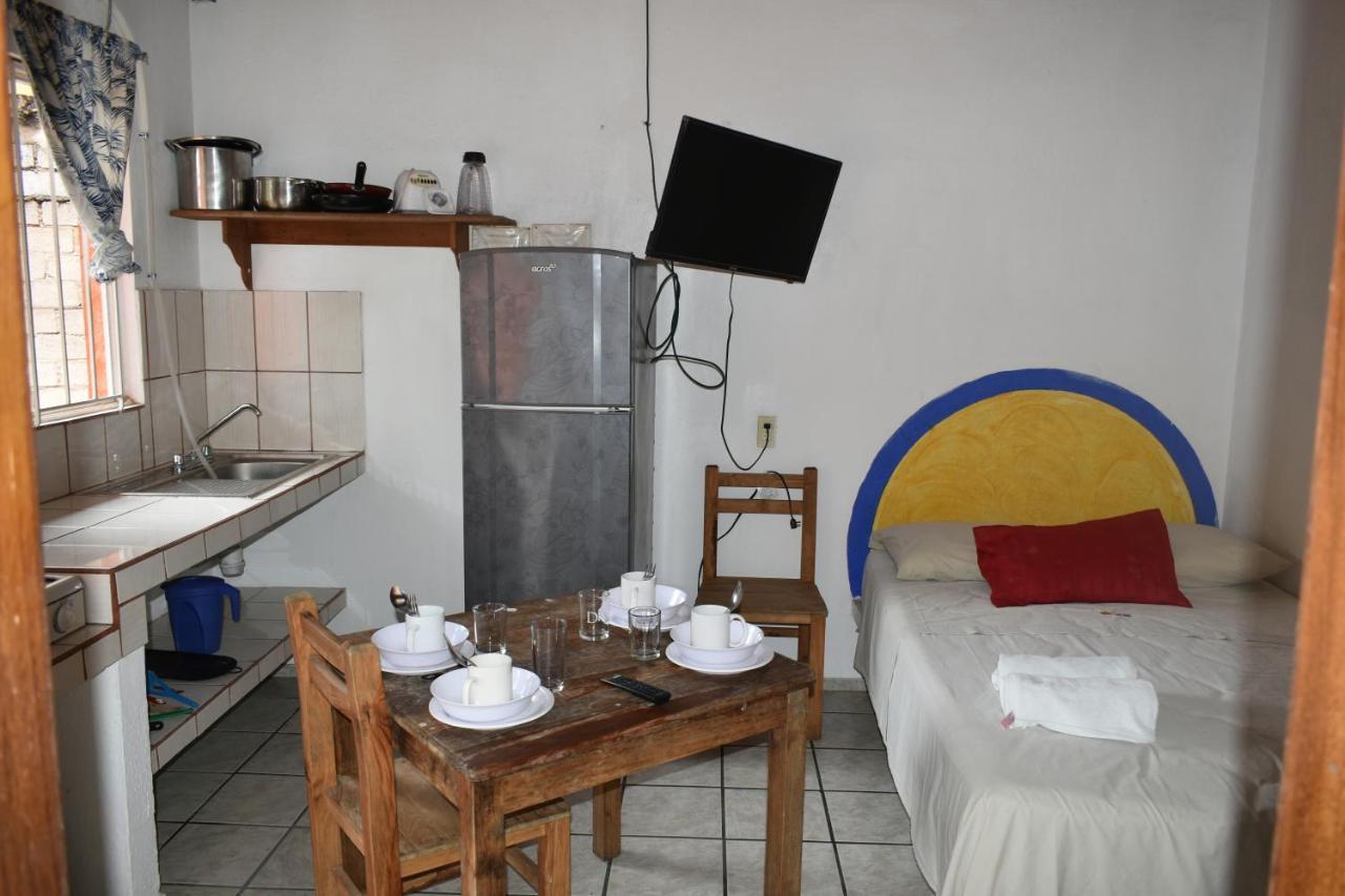 Hotel Y Bungalows Islas Careyes Лос Аяла Екстериор снимка